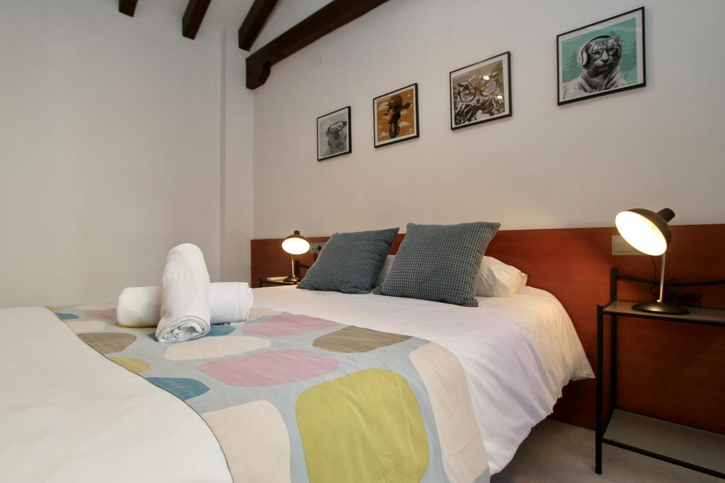 Apartamentos Inside Alhacaba กรานาดา ภายนอก รูปภาพ